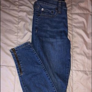 High-Waisted Skinny Jeans 💕